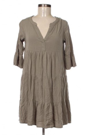 Kleid Sublevel, Größe XL, Farbe Grün, Preis 20,99 €
