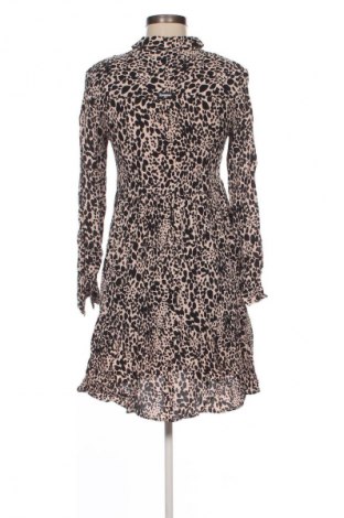 Sukienka Superdry, Rozmiar S, Kolor Kolorowy, Cena 63,99 zł