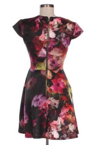 Rochie Ted Baker, Mărime M, Culoare Multicolor, Preț 514,99 Lei