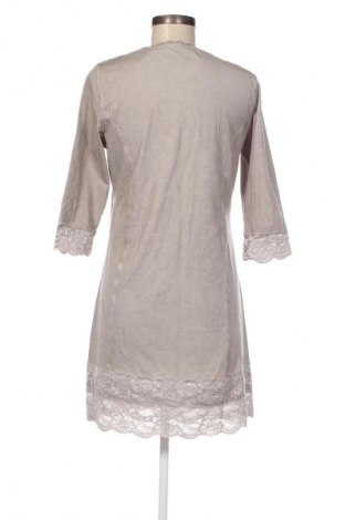 Kleid Tredy, Größe M, Farbe Beige, Preis 20,99 €