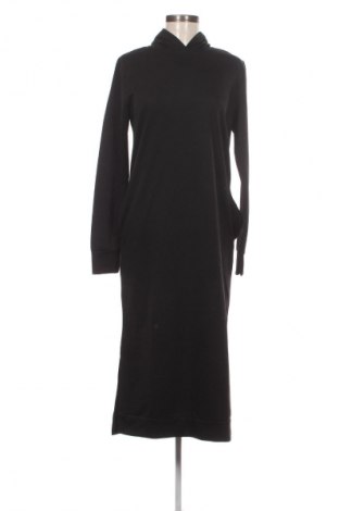 Ruha Unbranded, Méret M, Szín Fekete, Ár 3 639 Ft