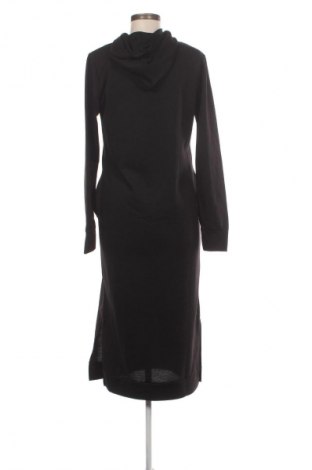 Ruha Unbranded, Méret M, Szín Fekete, Ár 3 639 Ft