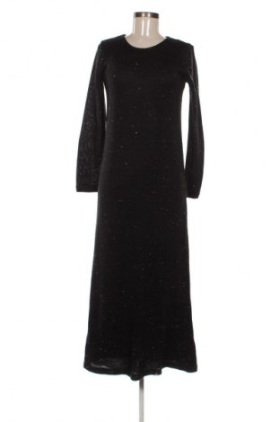 Ruha Unbranded, Méret M, Szín Fekete, Ár 3 639 Ft