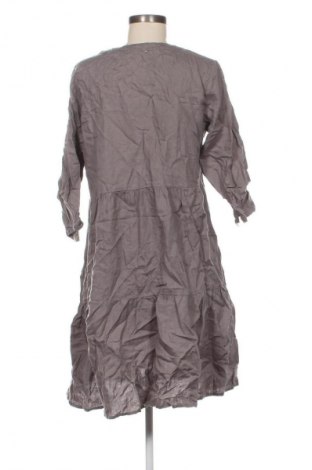 Kleid Unbranded, Größe M, Farbe Grau, Preis 20,99 €