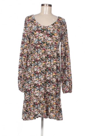 Kleid VILA, Größe M, Farbe Mehrfarbig, Preis 23,99 €