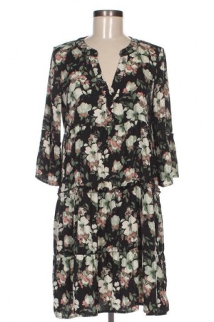 Šaty  Vero Moda, Velikost M, Barva Vícebarevné, Cena  439,00 Kč