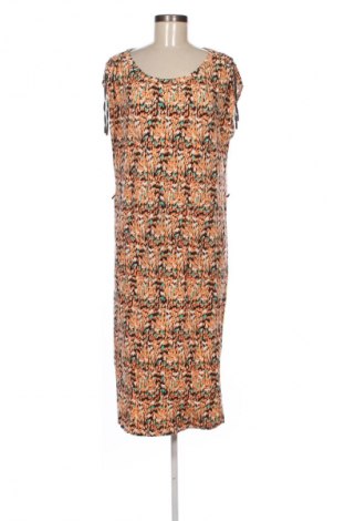 Kleid Yest, Größe M, Farbe Mehrfarbig, Preis 24,99 €