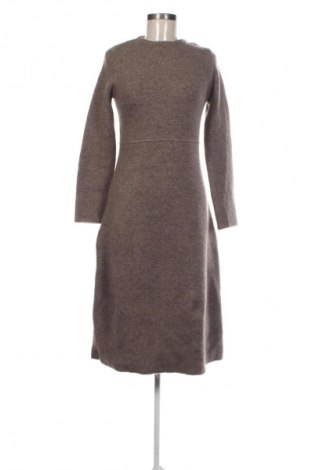 Rochie Zara, Mărime S, Culoare Bej, Preț 110,99 Lei