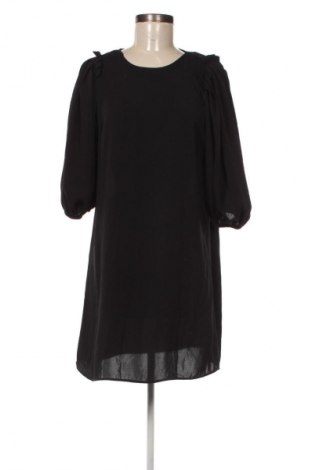 Rochie Zara, Mărime M, Culoare Negru, Preț 88,99 Lei