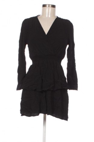 Rochie Zara, Mărime S, Culoare Negru, Preț 88,99 Lei