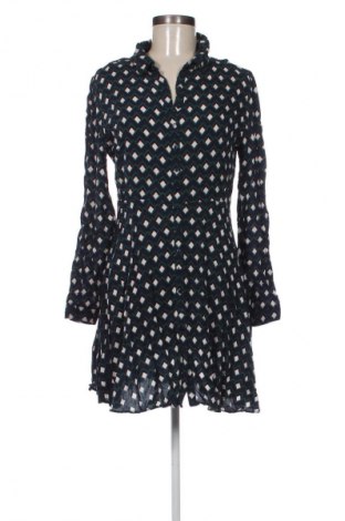 Рокля Zara, Размер L, Цвят Многоцветен, Цена 27,99 лв.