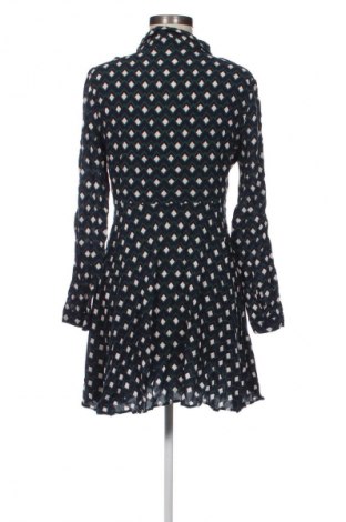 Рокля Zara, Размер L, Цвят Многоцветен, Цена 27,99 лв.