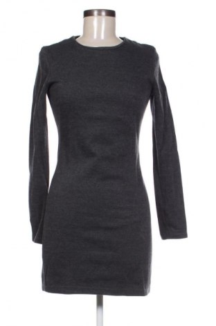 Kleid Zara, Größe M, Farbe Grau, Preis € 18,99