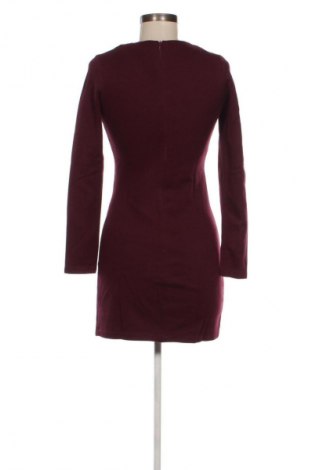 Kleid Zara, Größe M, Farbe Rot, Preis € 18,99