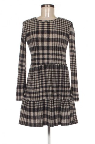 Sukienka Zara Trafaluc, Rozmiar S, Kolor Kolorowy, Cena 110,99 zł
