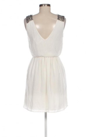 Kleid Zara Trafaluc, Größe S, Farbe Weiß, Preis 33,99 €