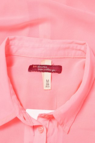 Γυναικείο πουκάμισο Bershka, Μέγεθος M, Χρώμα Ρόζ , Τιμή 12,37 €