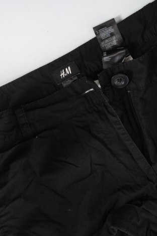 Γυναικείο κοντό παντελόνι H&M, Μέγεθος S, Χρώμα Μαύρο, Βαμβάκι, Τιμή 11,51 €