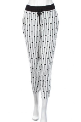 Γυναικείο παντελόνι Amisu, Μέγεθος S, Χρώμα Λευκό, Τιμή 22,73 €