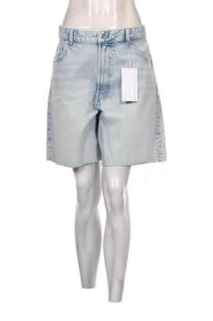 Γυναικείο κοντό παντελόνι Bershka, Μέγεθος L, Χρώμα Μπλέ, Τιμή 14,30 €