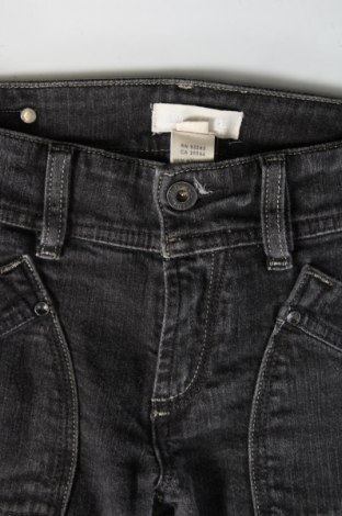 Pantaloni scurți de femei Diesel, Mărime M, Culoare Negru, Preț 309,21 Lei
