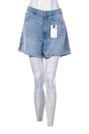 Pantaloni scurți de femei ONLY Carmakoma, Mărime XL, Culoare Albastru, Preț 131,58 Lei