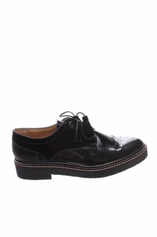 Дамски обувки Kickers, Размер 41, Цвят Черен, Цена 86,90 лв.