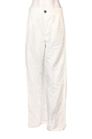 Γυναικείο παντελόνι Bershka, Μέγεθος M, Χρώμα Λευκό, Τιμή 21,26 €