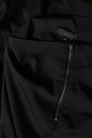 Γυναικείο παντελόνι Minus, Μέγεθος M, Χρώμα Μαύρο, Τιμή 42,06 €