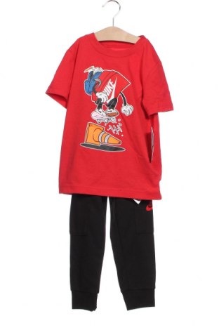 Детски спортен комплект Nike, Размер 3-4y/ 104-110 см, Цвят Многоцветен, Цена 83,85 лв.
