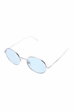 Слънчеви очила DKNY, Цвят Сребрист, Цена 234,00 лв.