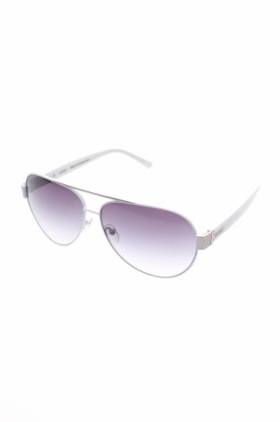 Слънчеви очила Guess By Marciano, Цвят Бял, Цена 185,00 лв.