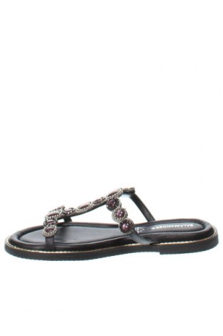 Papuci Salamander, Mărime 37, Culoare Negru, Preț 565,79 Lei