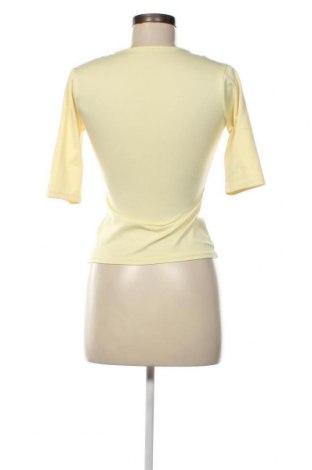 Дамска блуза, Размер M, Цвят Жълт, Цена 9,12 лв.