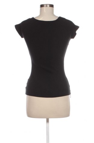 Дамска блуза, Размер S, Цвят Черен, Цена 8,57 лв.