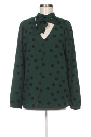Дамска блуза, Размер L, Цвят Зелен, Цена 5,70 лв.