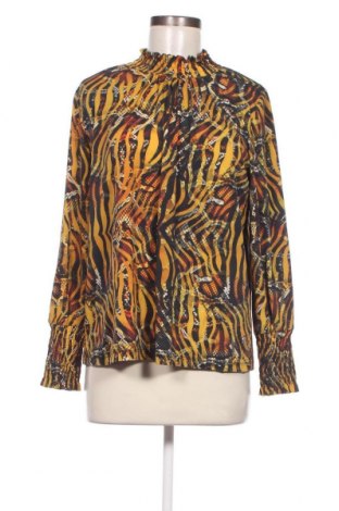 Дамска блуза, Размер S, Цвят Многоцветен, Цена 9,50 лв.