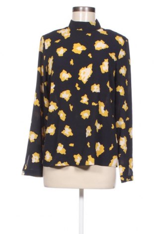 Γυναικεία μπλούζα &Co Woman, Μέγεθος M, Χρώμα Πολύχρωμο, Τιμή 3,34 €