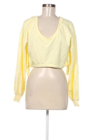Γυναικεία μπλούζα Bershka, Μέγεθος S, Χρώμα Κίτρινο, Τιμή 1,76 €