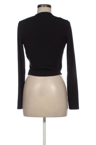 Γυναικεία μπλούζα Bershka, Μέγεθος L, Χρώμα Μαύρο, Τιμή 2,35 €