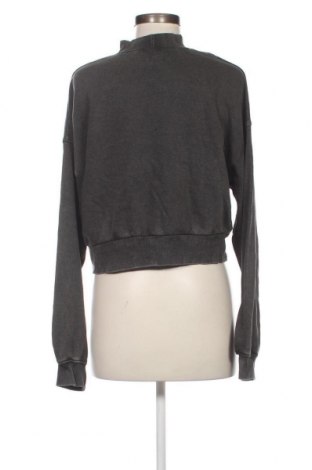 Damen Shirt Bershka, Größe M, Farbe Grau, Preis 3,83 €