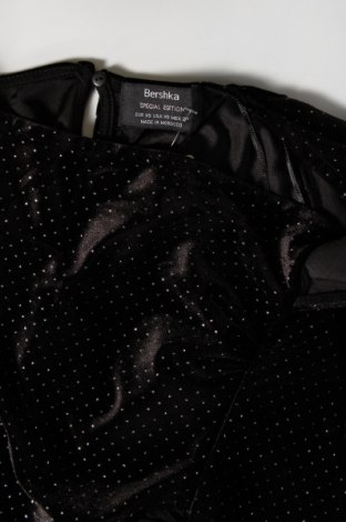 Γυναικεία μπλούζα Bershka, Μέγεθος XS, Χρώμα Μαύρο, Τιμή 3,76 €