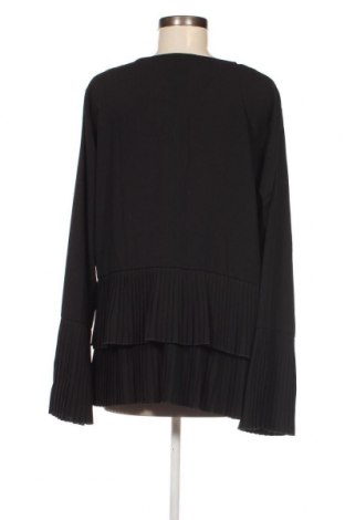 Дамска блуза Boohoo, Размер L, Цвят Черен, Цена 3,80 лв.