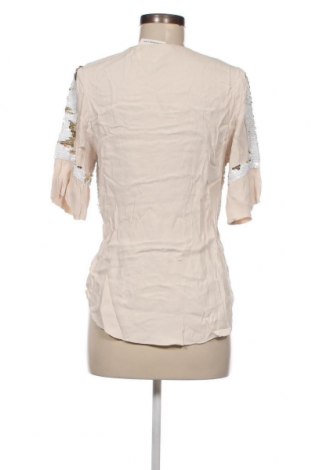 Дамска блуза By Malene Birger, Размер XS, Цвят Екрю, Цена 123,00 лв.