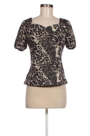 Дамска блуза Collectif, Размер M, Цвят Многоцветен, Цена 13,60 лв.