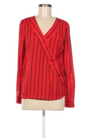 Damen Shirt Culture, Größe S, Farbe Rot, Preis € 3,55