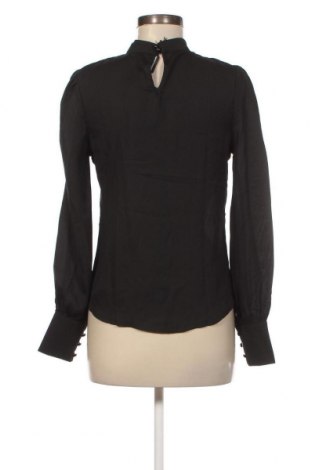 Дамска блуза Emporio Armani, Размер M, Цвят Черен, Цена 276,54 лв.