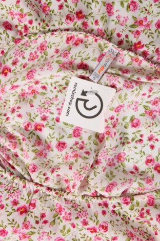 Γυναικεία μπλούζα Fb Sister, Μέγεθος S, Χρώμα Πολύχρωμο, Τιμή 4,70 €
