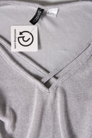 Дамска блуза H&M Divided, Размер M, Цвят Сребрист, Цена 7,98 лв.