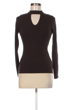 Дамска блуза Hollister, Размер L, Цвят Черен, Цена 6,80 лв.